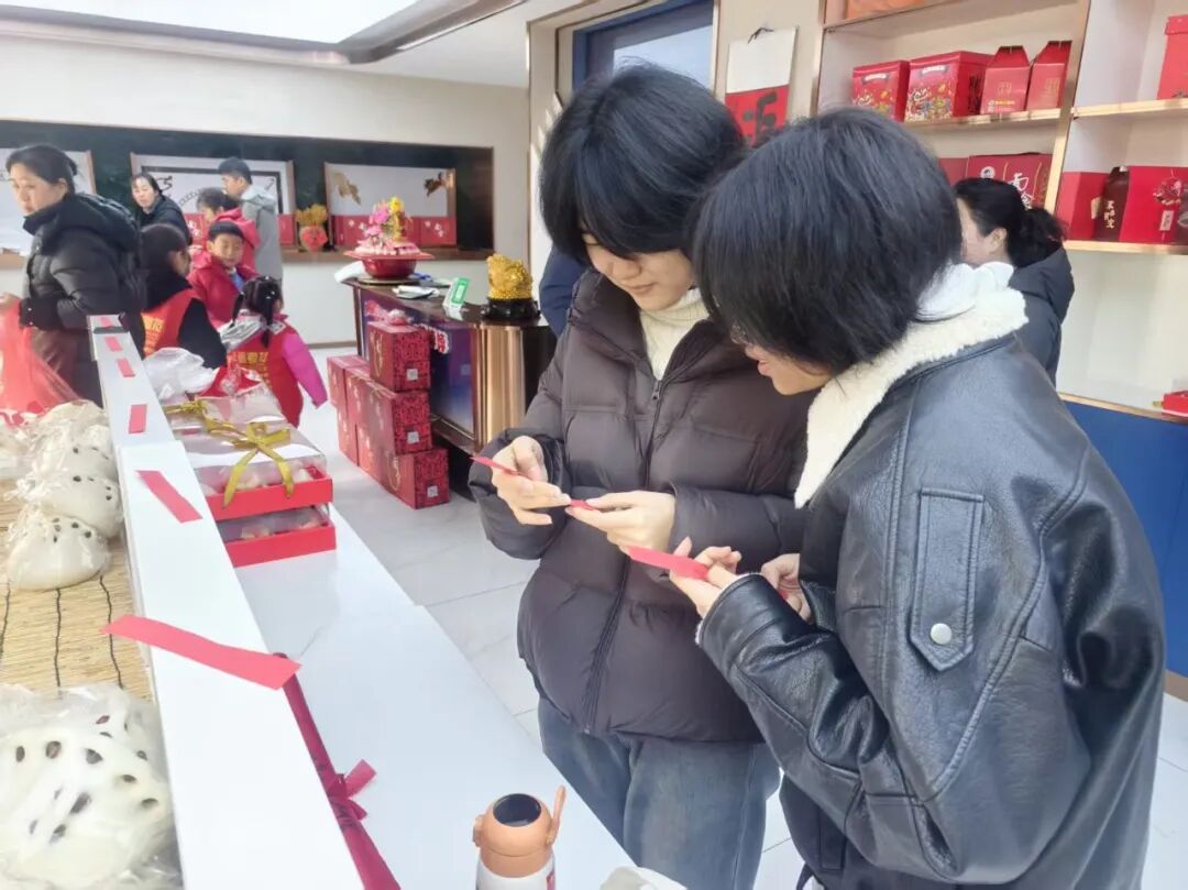 01b799a763644dc99323eb745627c30d_6e3bfbbf.png