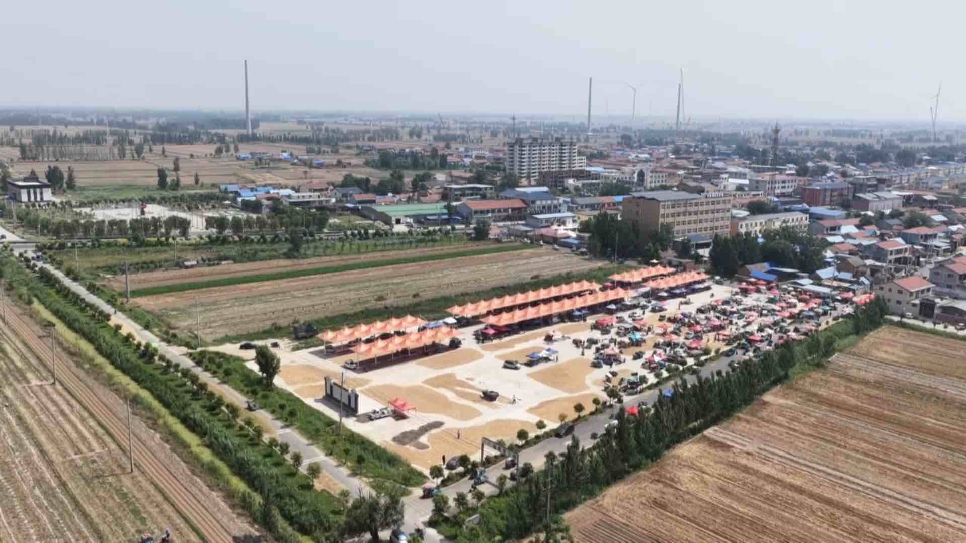 东明大屯镇：服务前移保麦收 场地便民暖粮农