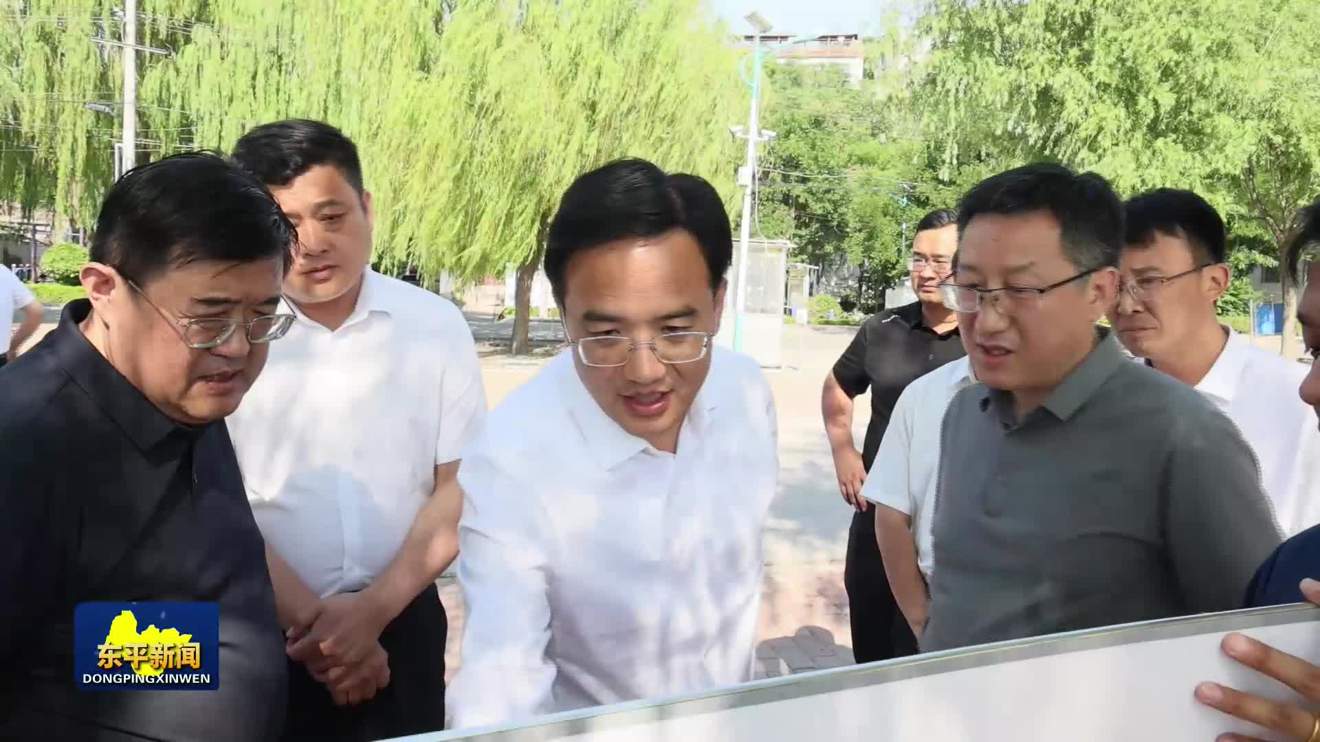 市领导来我县调研