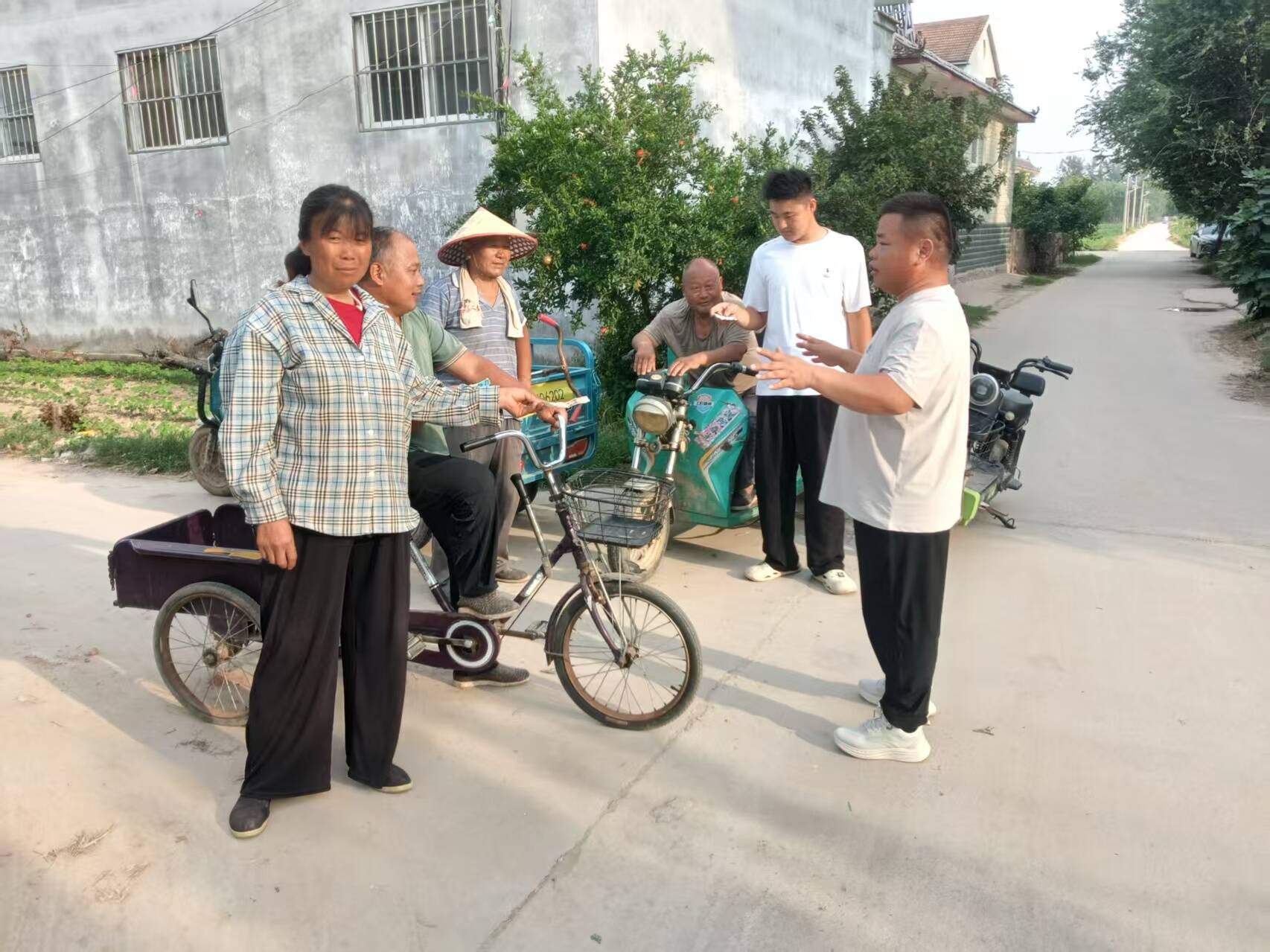 单县张集镇：村民遭遇车祸 全村人捐款献爱心