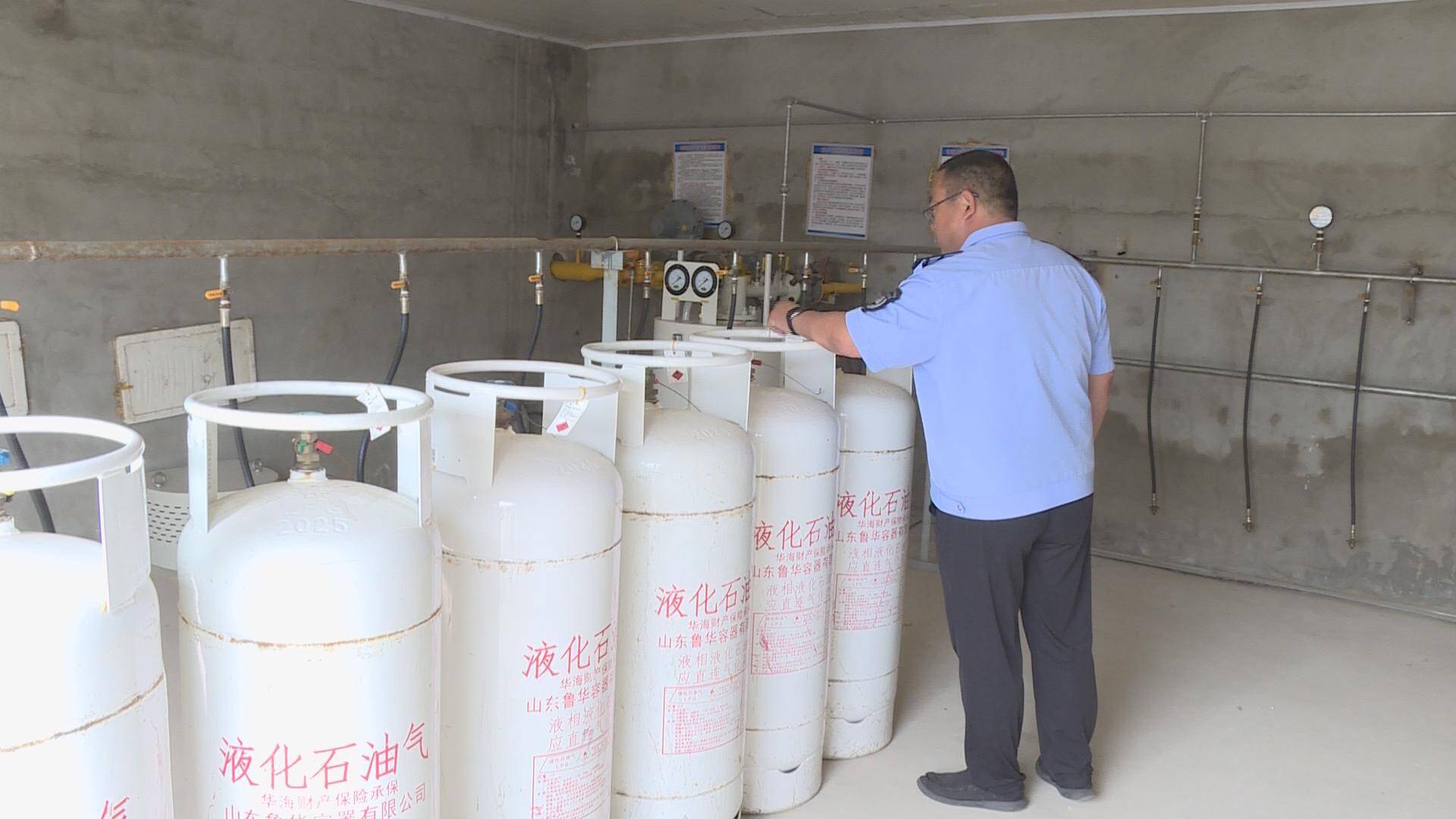 我区开展海产品加工企业用气安全执法检查