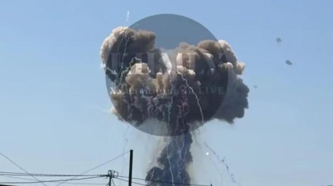 乌军设施突发弹药爆炸 3伤5失联
