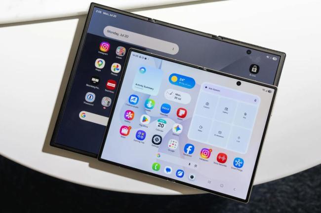 记者:十年内折叠屏手机将成主流 iPhone Duo引领变革