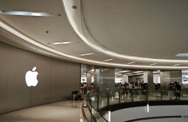 囤iPhone17的手机商亏惨了 押注失败损失惨重