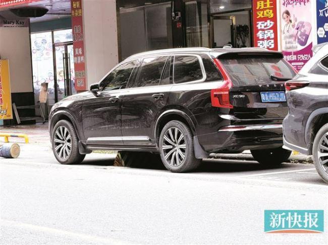 广州路边泊位装“防逃费地锁”引争议 设备问题频出车主担忧
