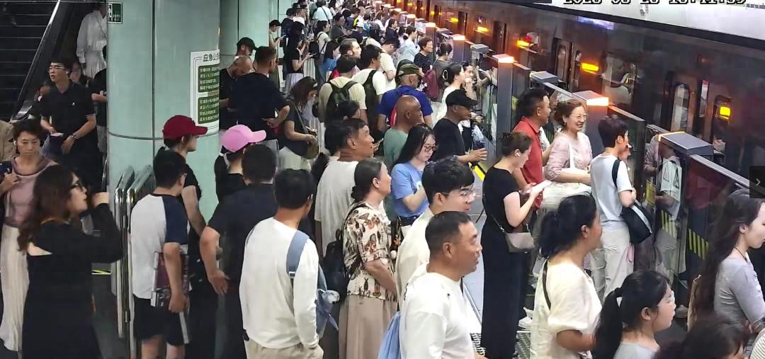 敢在上海偷手机？仅一小时，就落网了！
