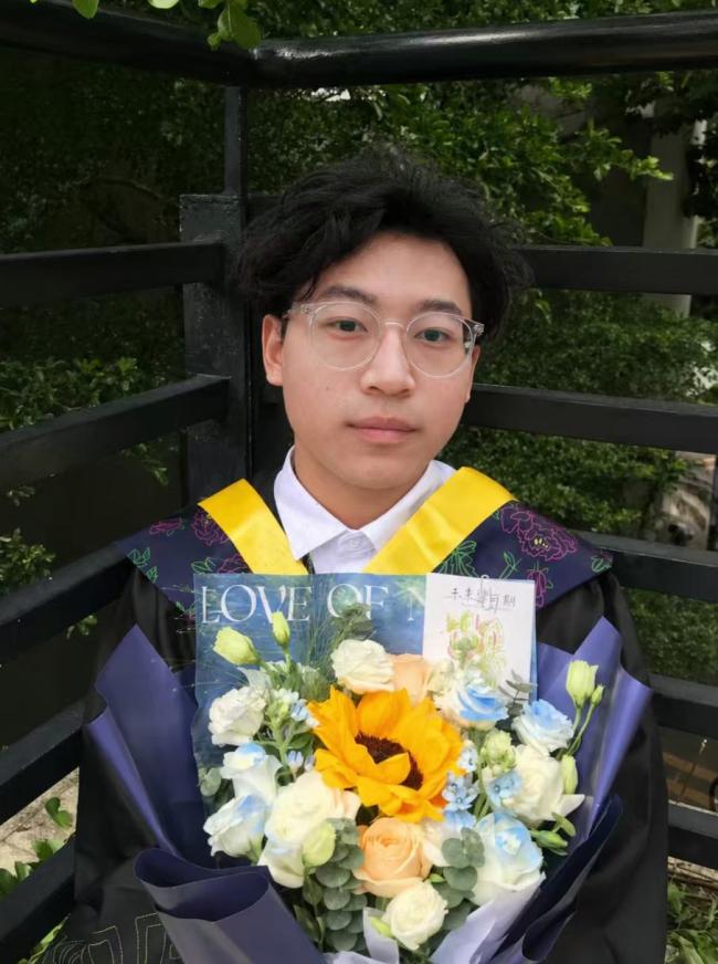 25岁小伙确诊全球罕见变异白血病 命运重击下的坚强求生