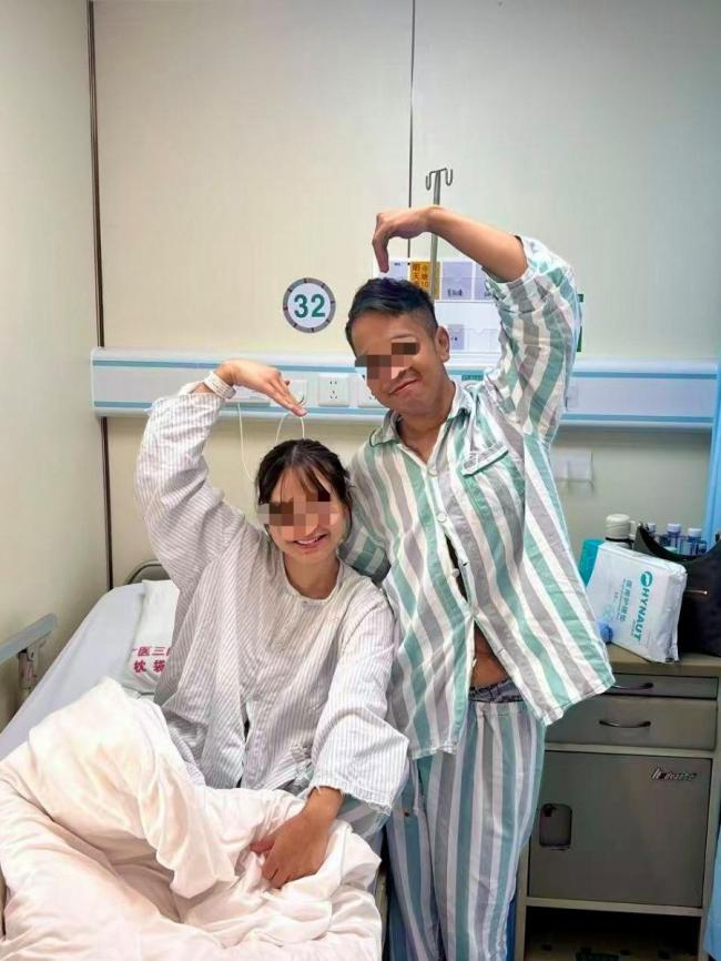25岁妻子捐肾救夫 爱让生命延续