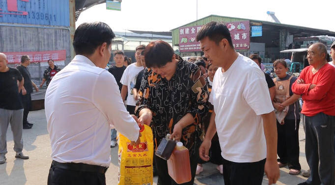 【践行正确政绩观 办好民生实事】郓城唐塔街道:非公党建“精度”赋能 社区治理“温度”提升