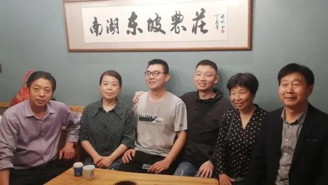 姚策生父去世 终年68岁 错换人生风波再起波澜