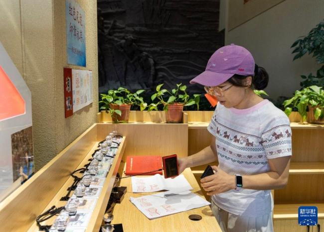在湘江战役纪念馆感受红军壮烈一战 铭记历史缅怀先烈