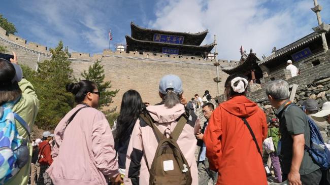 山西忻州:雁门关下话长城 全媒体行探秘边塞文化