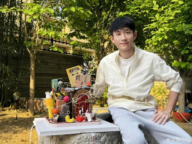 张一山:能演六小龄童的徒弟很幸福 传承与挑战并存
