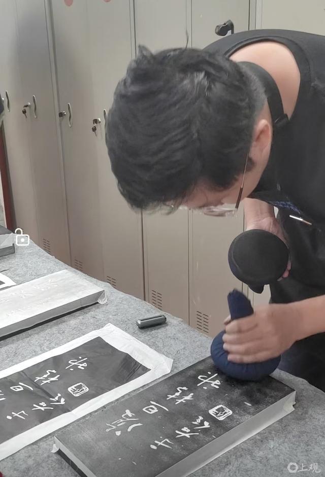 在复旦图书馆可以度过怎样的时光 点燃青年的火光