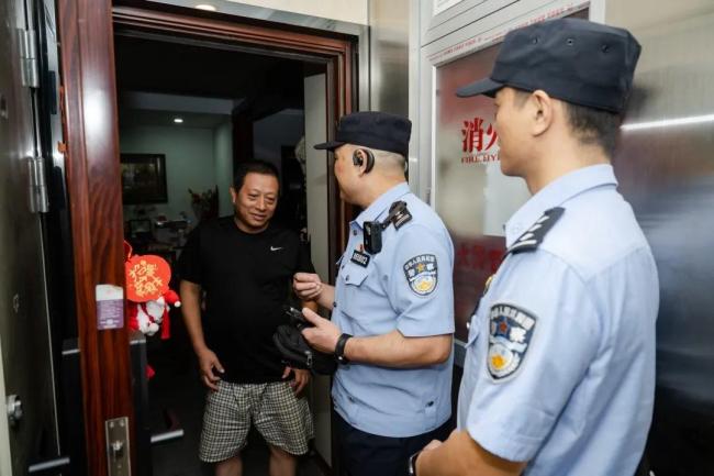 昌平警方开展集中清查行动 守护夏夜平安