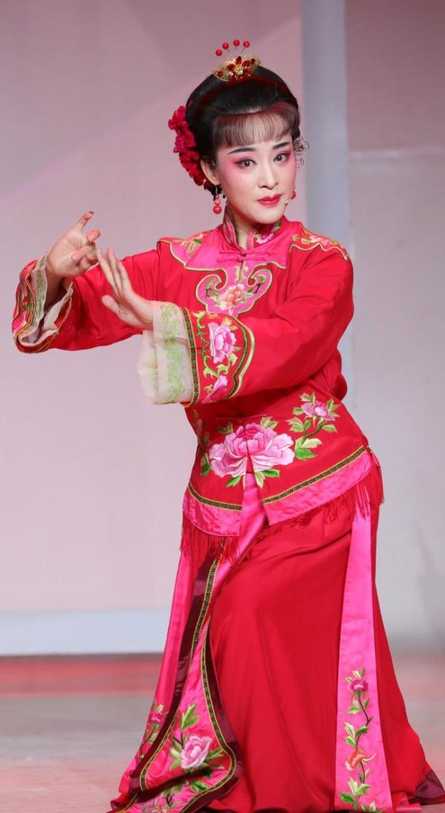 33岁女演员重病苦撑2年公开求助