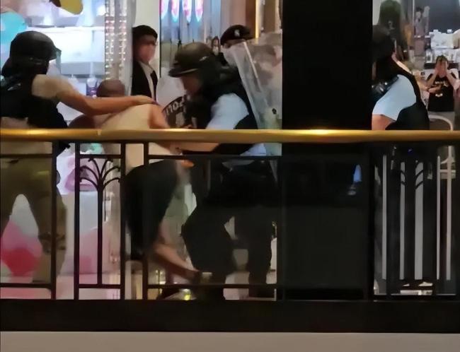 精神病男子砍死2女子认误杀罪