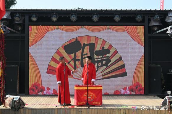 媒体:丰收节喜看稻菽千重浪 共庆丰收盛景