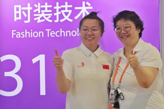 北京姑娘亮相世界技能大赛 时装技术赛场展风采