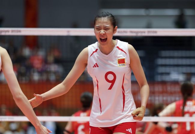 从失利到夺冠看中国女排的逆风成长 23天的坚韧蜕变
