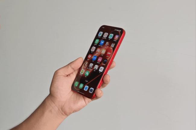 小米18 Pro Max首发评测 透明红色设计与硬件防窥屏引领创新