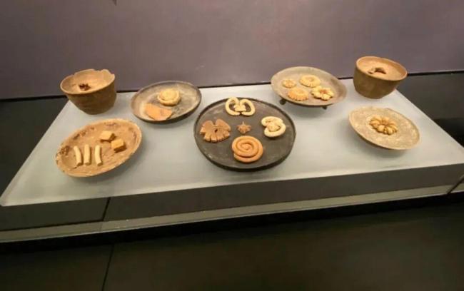 这块1400年前的月饼至今不知是啥馅 唐代宝相花之谜