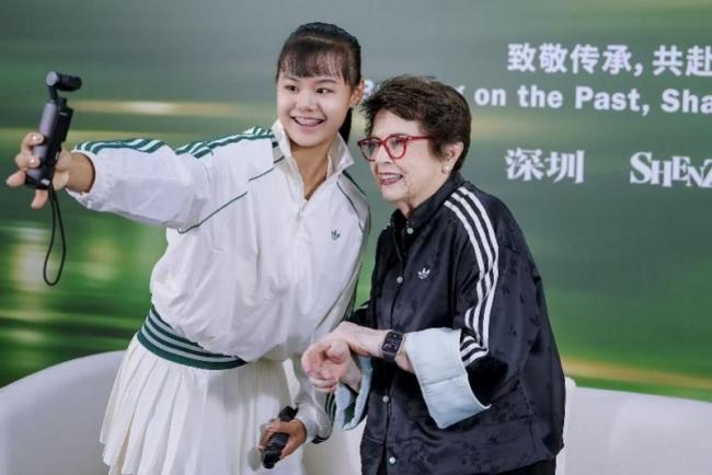 比利·简·金与孙心然跨时代对话 网球薪火相传