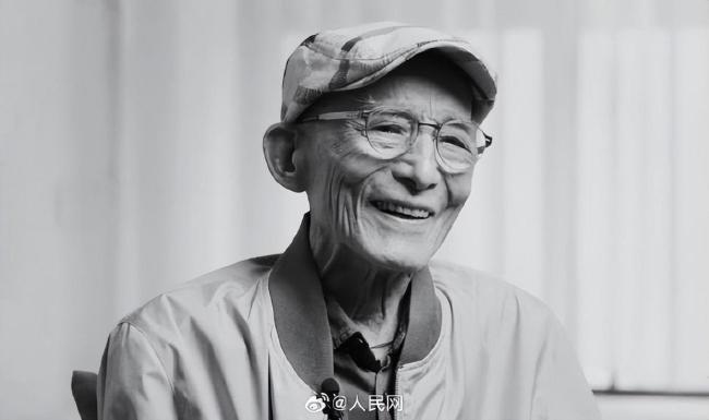 游本昌:清骨一生 爷叔走好 济公形象永存心间