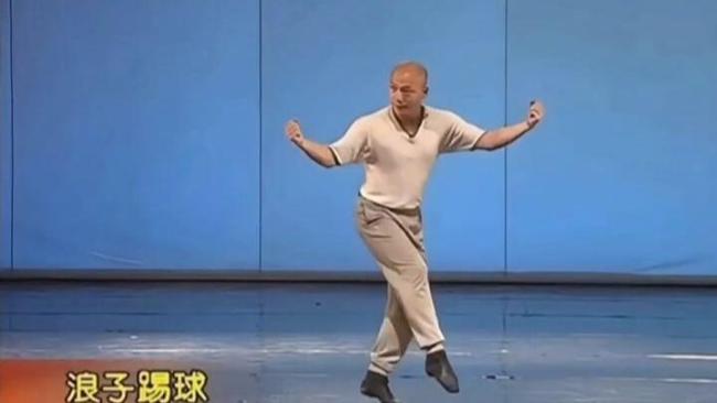 闪身步全网刷屏 医生紧急提醒 玩梗需谨慎