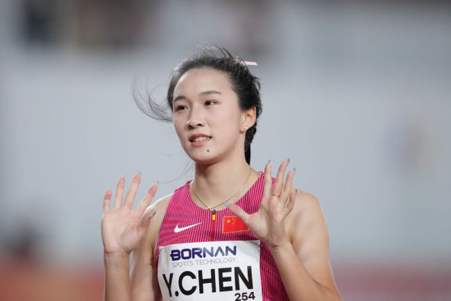 17岁陈妤颉 百米飞人大战金牌