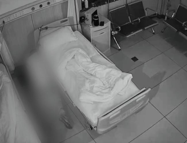 男子医院留观室内自尽妻子发声