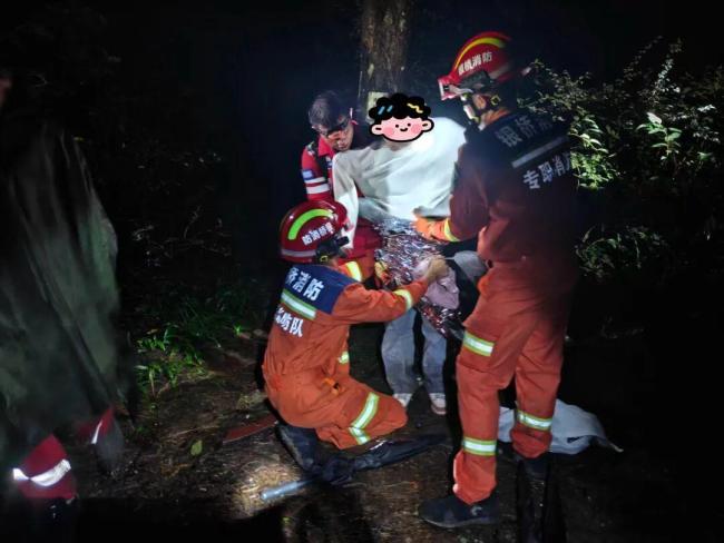 游客违法进苍山疑听到黑熊叫 非法闯入被罚