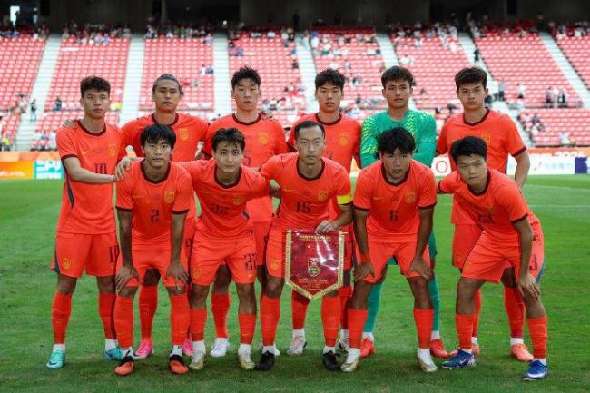 中国男足今天打老对手 冲击决赛 向32年后再进决赛迈进