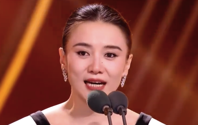 金鹰二封视后的至今只有六位,随着宋佳二封现在变成了七位