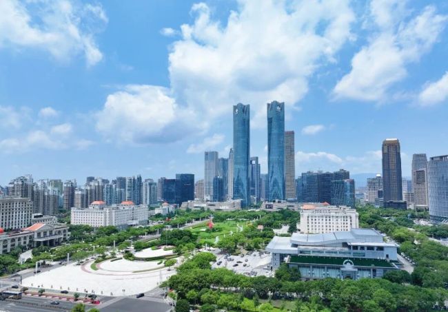 南昌:赣水长天 大城起势 英雄城新篇启航