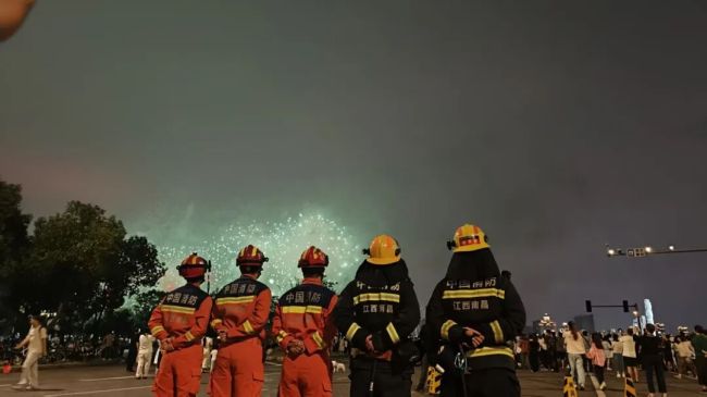 南昌:赣水长天 大城起势 英雄城新篇启航
