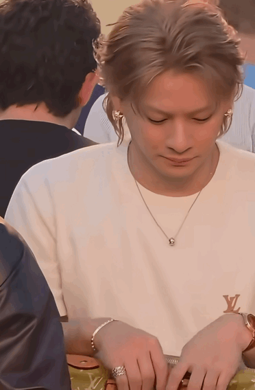 9271d55103a3.gif