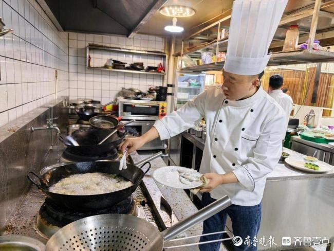 十一假期婚宴“降温” 新人偏好节前吉日