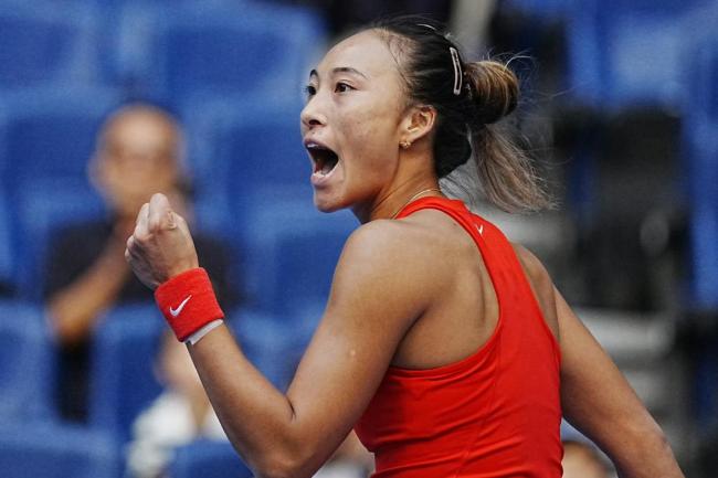郑钦文排名升至第45位 中网3连胜晋级16强