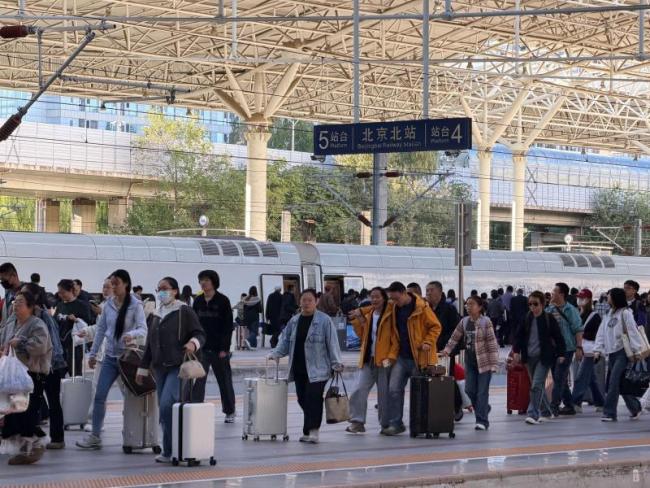 国铁北京局增开旅客列车169.5对