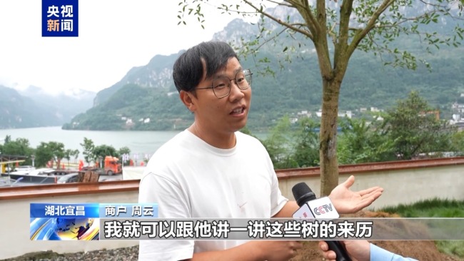 文旅资源被激活 一条新通道带火江边小镇