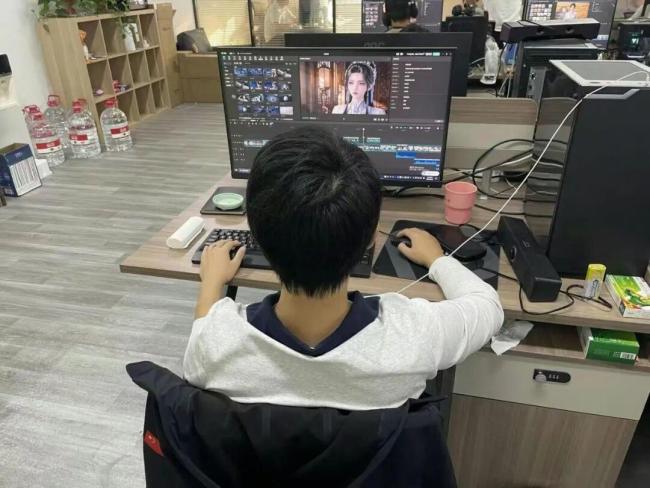 AI漫剧这么赚钱吗 从书迷到创业者的转型之路