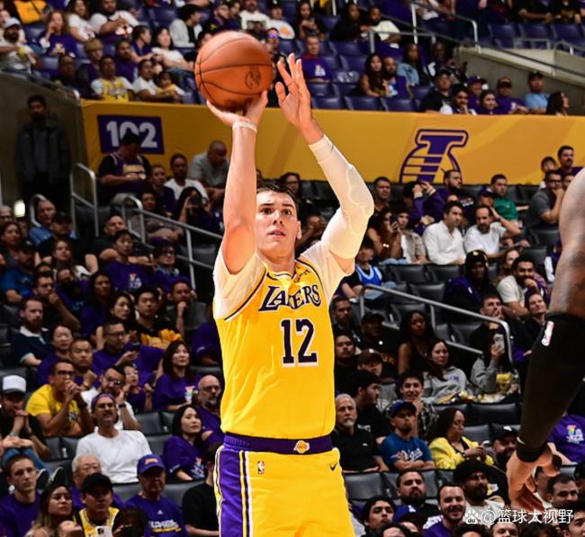 NBA季前赛湖人114-110击败国王 东契奇23分领军胜出