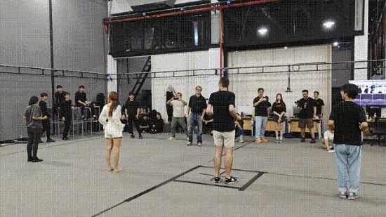 a17c270ecd20.gif