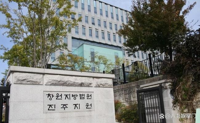 韩国女歌手虐待女儿致死获刑
