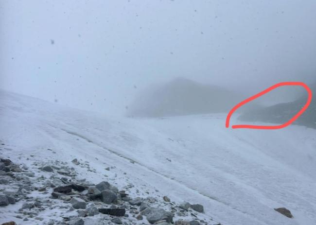 两大学生擅闯哈巴雪山救援细节曝光