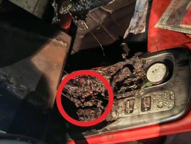 这些车内物品可能是“定时炸弹” 小心随手放置的隐患