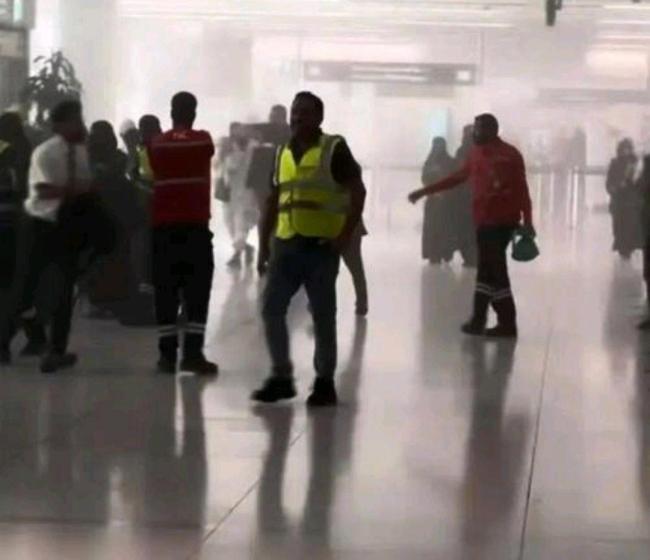 中国旅客转机亲历爆炸:都在哭喊