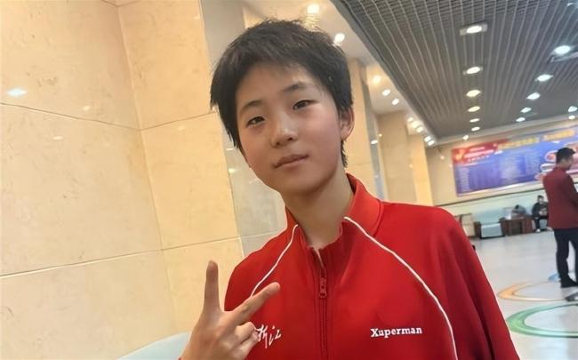 击败世界第1!中国女乒14岁新星夺冠 逆转胜局展现实力