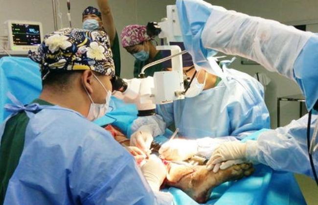 郑钦文8人团队开销曝光 日均运营成本高达5万 高成本背后的商业逻辑